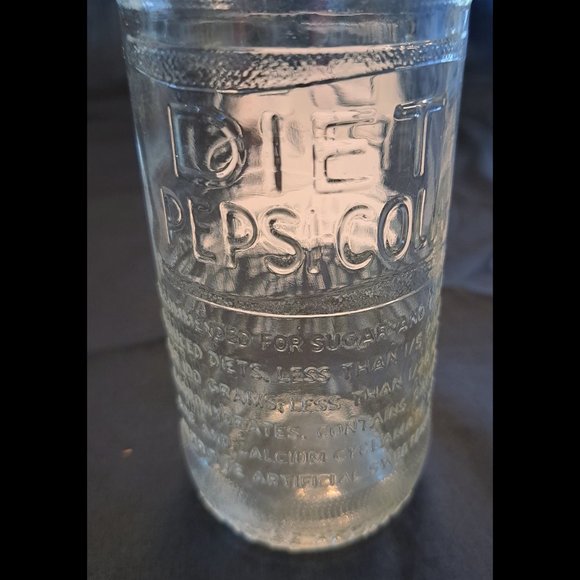 Vintage Diet Pepsi-Cola/Pepsi Bottle - Picture 3 of 6